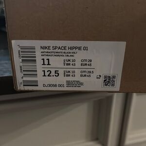 Nike Space Hippie 01 Sneakers